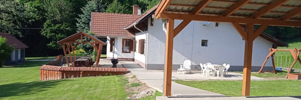 Aranyszarvas elvonulás hangulatkép